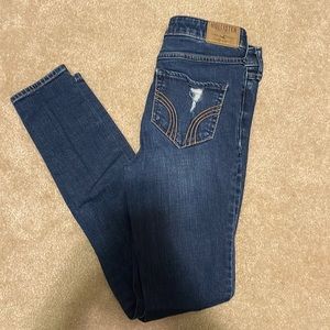 Size 1 Hollister Jeans with holes